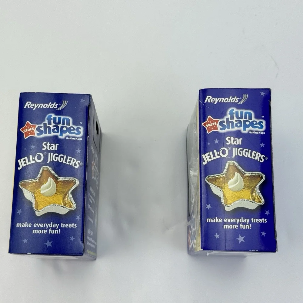 Reynolds Fun Shapes July 4th Stars Foil Baking Cups 24 Ct 2005 Discontinued NOS